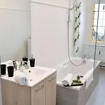 At In - Center كولمار